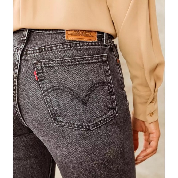 Levi's® Premium WEDGIE FIT STRAIGHT WOMEN'S JEANS - Picture 13 of 16